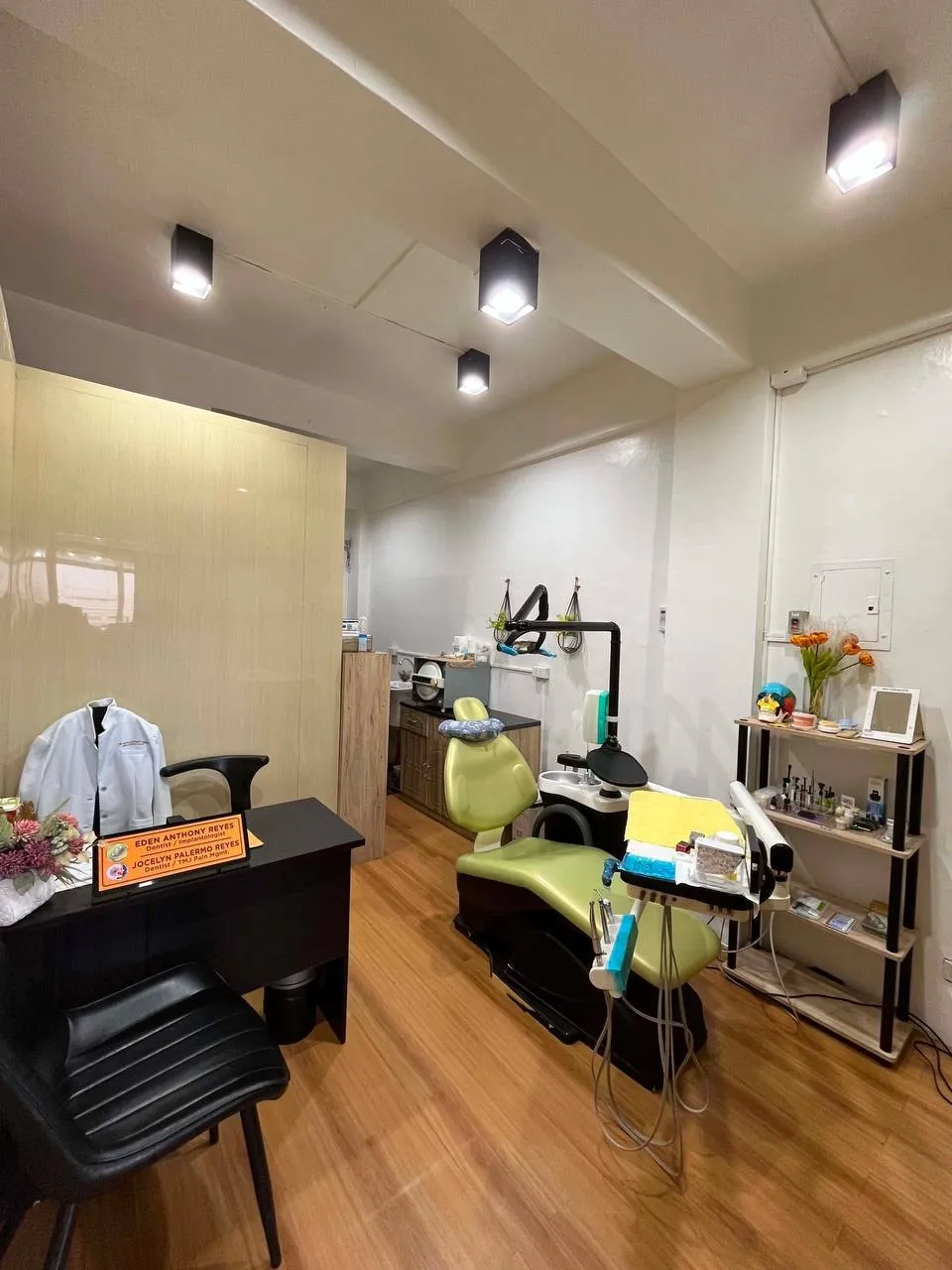 Treatment room with dental chair at the iDent Dental Lounge Bulua branch, Cagayan de Oro